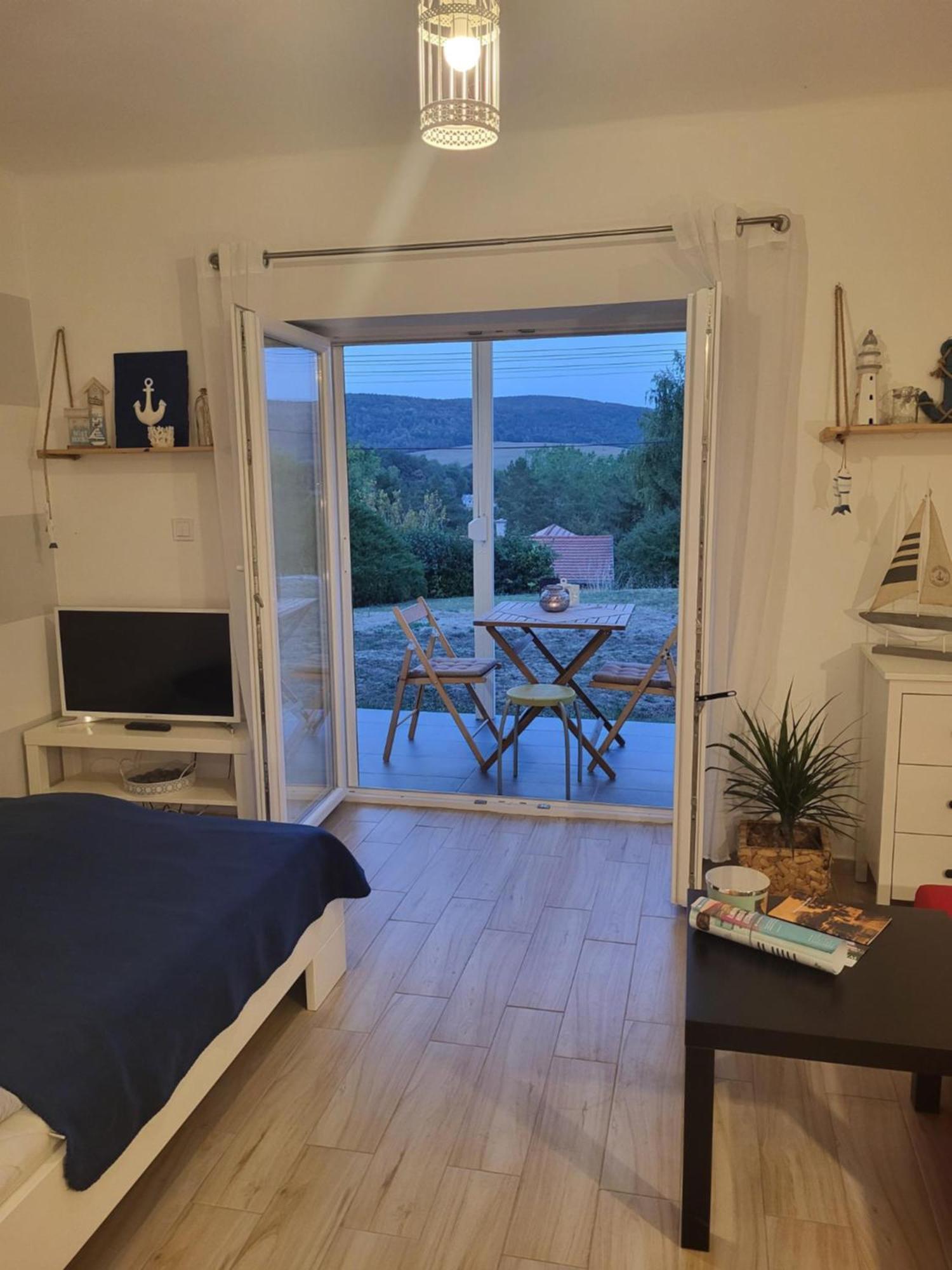 Kismano Apartman Orfű Exterior foto
